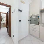 Tra Centro E Mare *