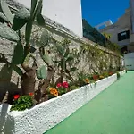 Tra Centro E Mare