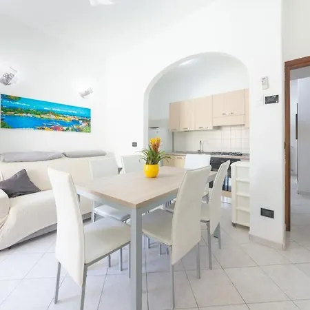 Appartement Tra Centro E Mare