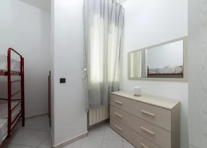 Tra Centro E Mare * Искья